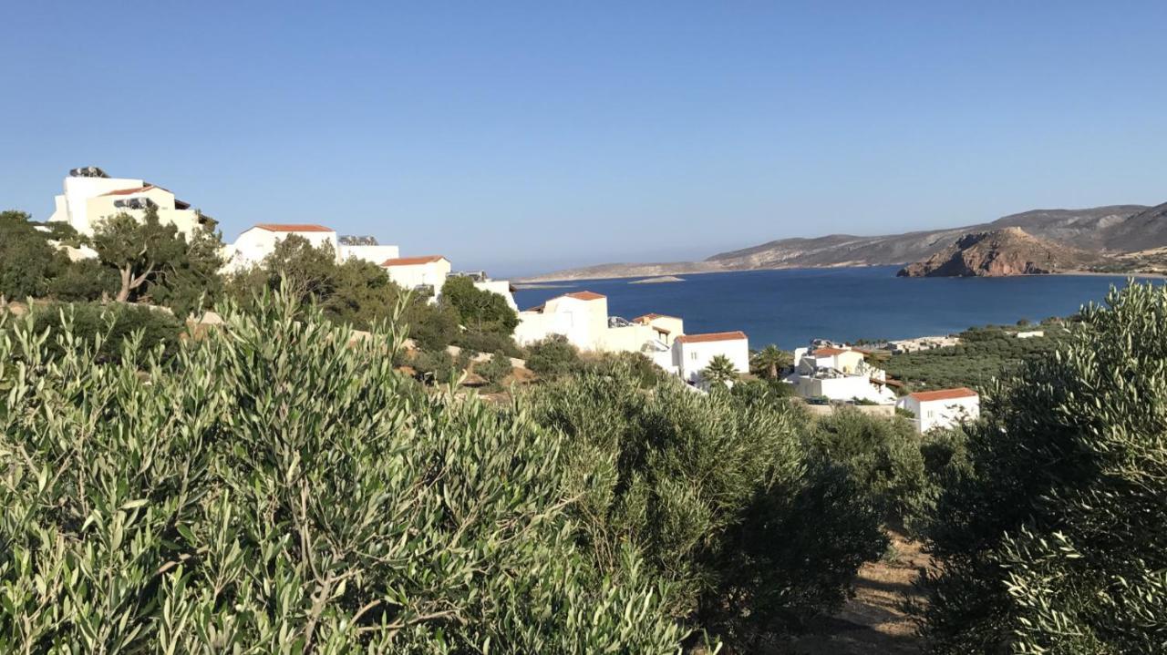 Castri Village Hotel 팔레카스트론 외부 사진