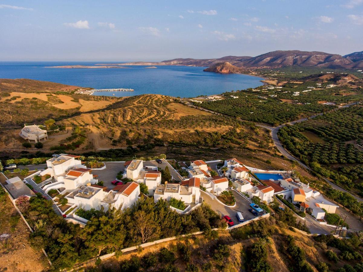 Castri Village Hotel 팔레카스트론 외부 사진